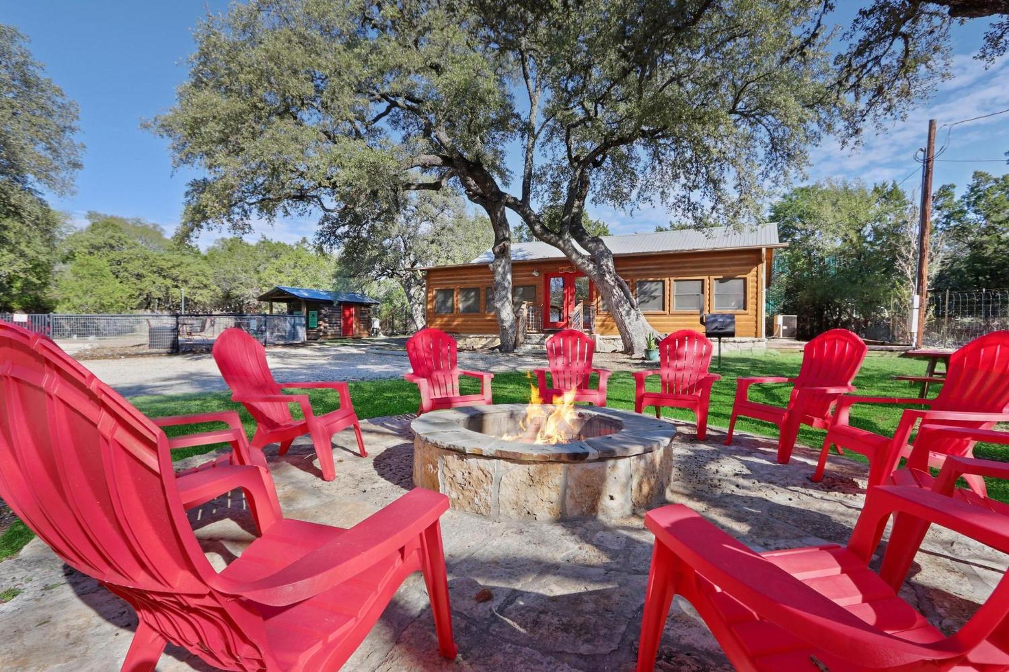 Wimberley Log Cabins Resort And Suites- Unit 7 المظهر الخارجي الصورة